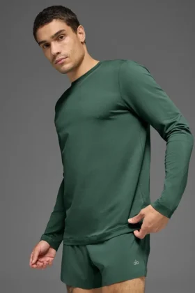 T-shirt à col rond et manches longues Conquer Reform – Vert trèfle