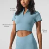 T-shirt court à manches courtes, sans coutures, chaud et douillet pour l’hiver – Bleu céleste