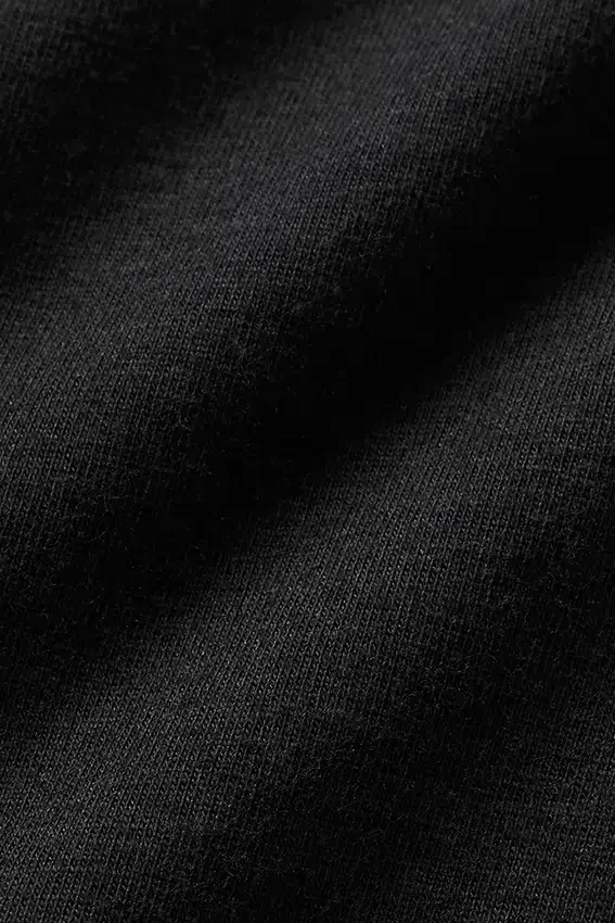 T-shirt de ville à manches courtes Essential - Noir