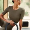 T-shirt à manches courtes Alo Softsculpt Precision – Olive Tree