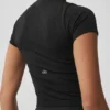 T-shirt à manches courtes sans coutures à col montant en pointelle – Noir