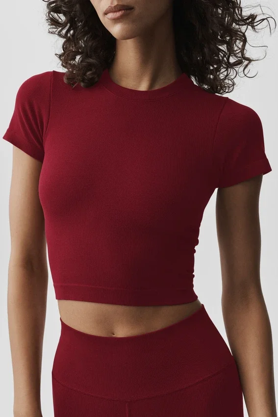 T-shirt à manches courtes sans coutures en modal côtelé — Rouge « Summer Romance »