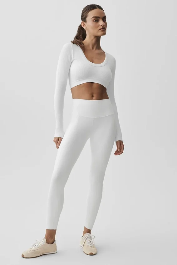 T-shirt à manches longues court « Serene » sans coutures et à côtes - Blanc