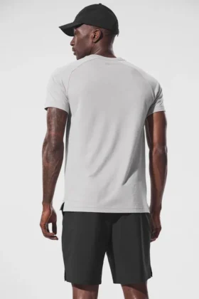T-shirt raglan Triumph – Gris chiné athlétique