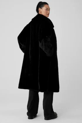 Trench oversize en fausse fourrure – Noir