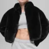 Veste Allure en fausse fourrure - Noir