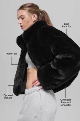 Veste Allure en fausse fourrure – Noir