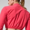 Veste courte Breezy à fermeture éclair intégrale – Rouge bonbon
