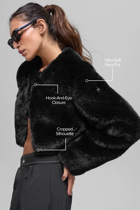 Veste courte chic en fausse fourrure - Noir
