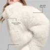 Veste courte en fausse fourrure somptueuse - Ivoire