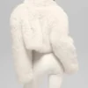 Veste courte en fausse fourrure somptueuse - Ivoire