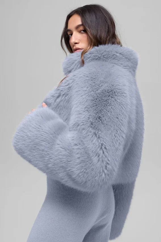 Veste courte en fausse fourrure somptueuse - Winter Frost