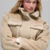 Veste courte en fausse peau de mouton Snowfall - Beige forêt