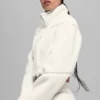 Veste courte en sherpa à empiècements latéraux - Ivoire