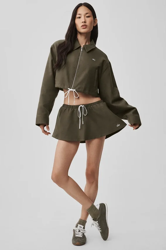 Veste courte à fermeture éclair intégrale « Fan Favorite » - Olive Tree