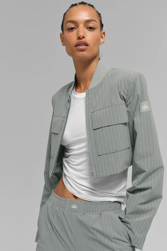 Veste courte à fermeture éclair intégrale « Main Character » à fines rayures - Gris lunaire/Blanc