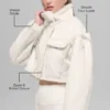 Veste courte « Snowfall » en simili-mouton - Ivoire