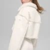 Veste courte « Snowfall » en simili-mouton - Ivoire