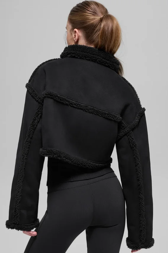 Veste courte « Snowfall » en simili-mouton – Noir
